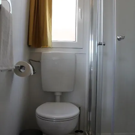 Two Sisters Mobile Parque de Campismo Biograd Na Moru