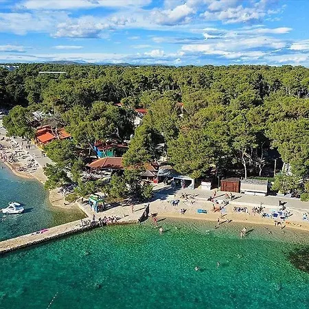 Kamp Two Sisters Mobile Biograd Na Moru