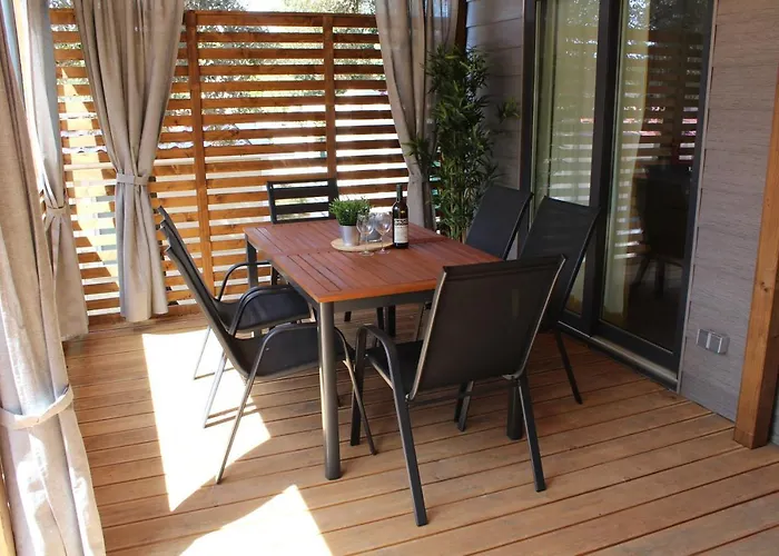 مكان تخييم Two Sisters Mobile